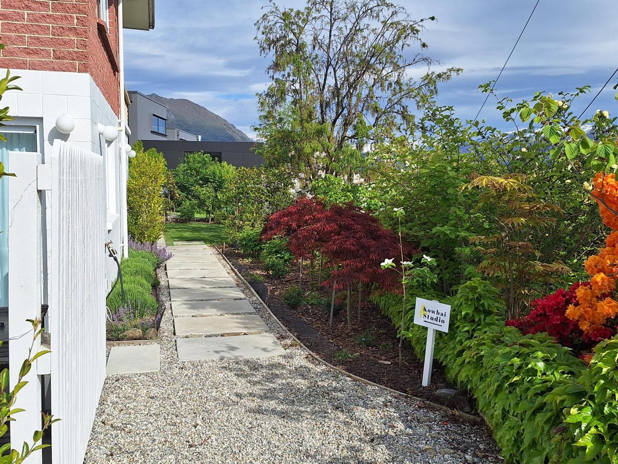 Kowhai Studio -Private Opposite Golf Course In Central Wanaka Apartment ภายนอก รูปภาพ